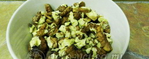 Шаг 3: пирожного картошка с орехами и коньяком