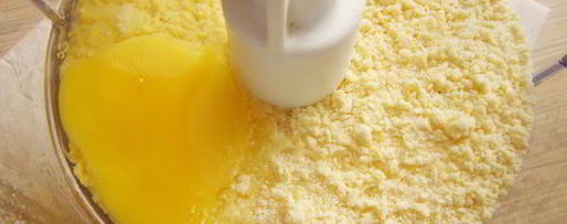 Шаг 1: пирожного корзинка с орехами и сливами