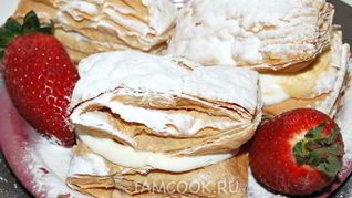 Рецепт Пирожных из слоеного теста со взбитыми сливками