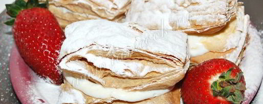 Шаг 6: пирожных из слоеного теста со взбитыми сливками