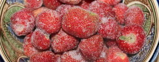 Шаг 10: пирожных клубника в шампанском