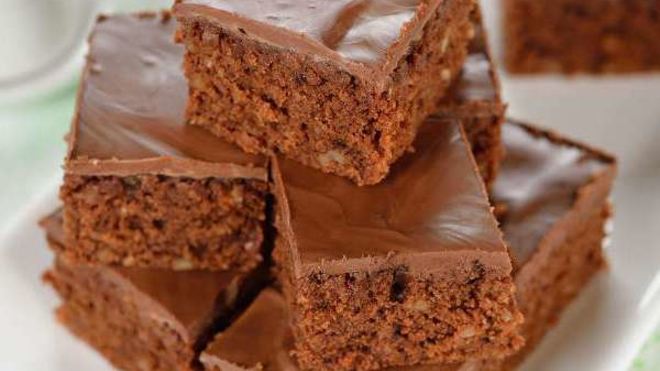Рецепт Простых шоколадных пирожных в духовке