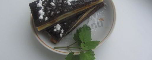 Шаг 12: творожно-шоколадных пирожные из бисквита