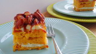 Рецепт Тыквенных пирожных с миндалем и соленой карамелью