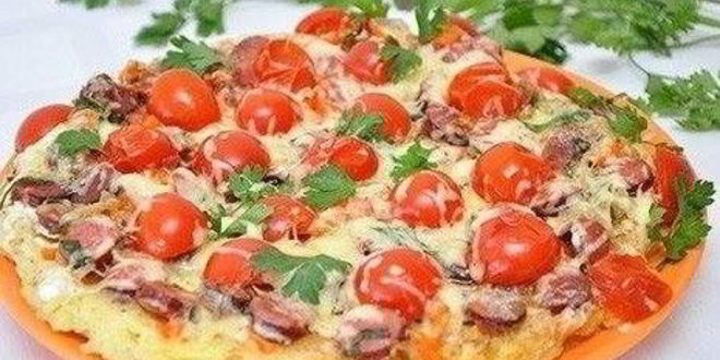 Рецепт картофельной пиццы с колбасками