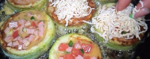 Шаг 2: мини пицца из кабачков