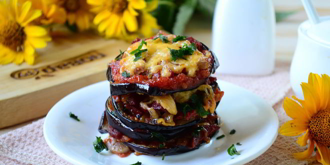 Рецепт мини-пиццы на баклажанах