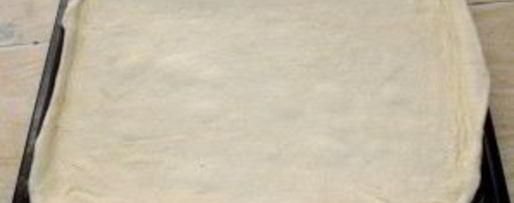 Шаг 1: пиццы с курицей и колбасой