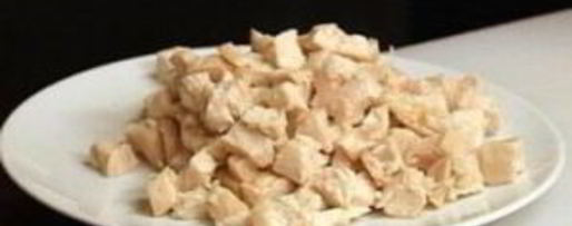 Шаг 2: пиццы с курицей и колбасой