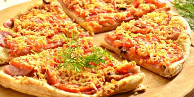 Рецепт пиццы с сосисками и курицей