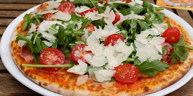 Рецепт пиццы с сыром пармезан