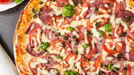 Рецепт Пиццы с томатами и ветчиной