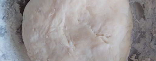 Шаг 1: закрытой пиццы с курицей и чесноком