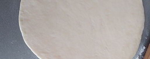 Шаг 4: закрытой пиццы с курицей и чесноком