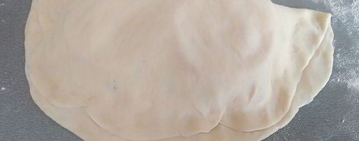 Шаг 9: закрытой пиццы с курицей и чесноком