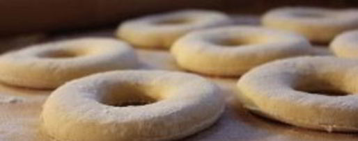 Шаг 3: пончиков во фритюре