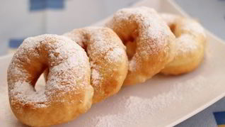 Рецепт Пышных домашних пончиков на дрожжах