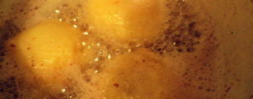 Шаг 5: творожных пончиков с клубникой