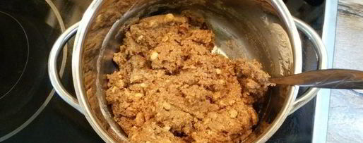 Шаг 3: пряников с орешками на цельнозерновой муке