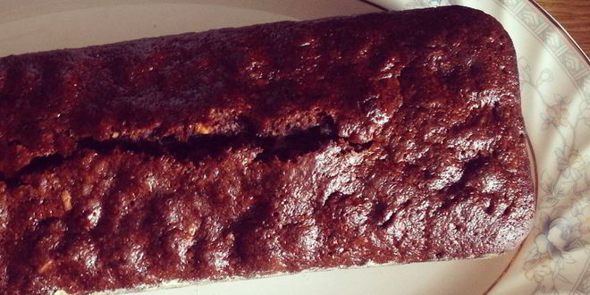 Рецепт шоколадна-медовой коврижка с изюмом и орехами