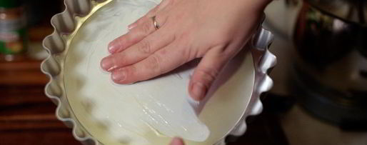 Шаг 5: бисквитной шарлотки