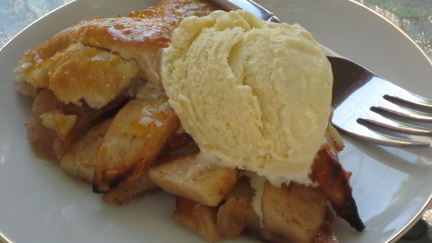 шарлотка с яблоками