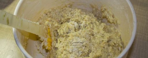 Шаг 13: диетической шарлотки из геркулеса с яблоками