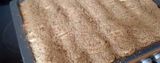 Шаг 37: французкой шарлотки с крошками