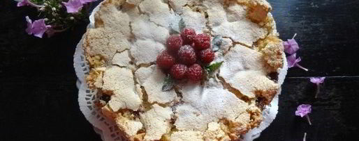 Шаг 8: меренговой шарлотки с малиной и белым шоколадом