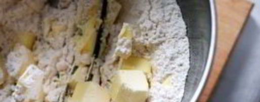 Шаг 1: пирога шарлотка с яблоками