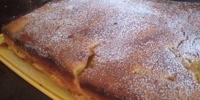Рецепт шарлотки на творожном тесте с яблоками