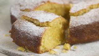 Рецепт Шарлотки с ароматными персиками