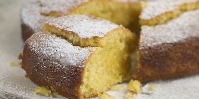 Рецепт шарлотки с ароматными персиками