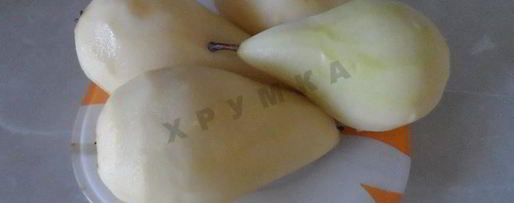 Шаг 1: шарлотки с грушами в мультиварке