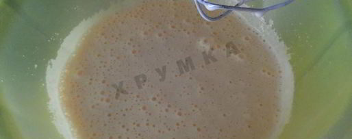 Шаг 3: шарлотки с грушами в мультиварке