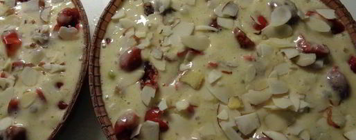 Шаг 15: шарлотки с ревенем, вяленой вишней и пряностями