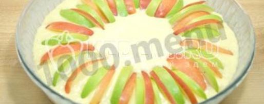 Шаг 10: шарлотки с творогом и яблоками