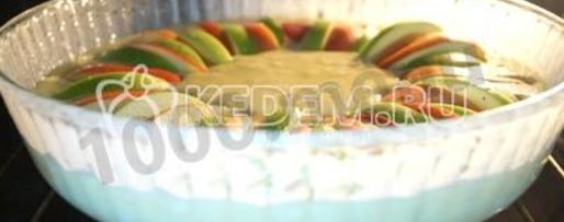 Шаг 11: шарлотки с творогом и яблоками