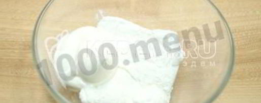 Шаг 2: шарлотки с творогом и яблоками