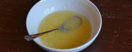 Шаг 1: шарлотки с вишней