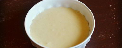 Шаг 6: шарлотки с вишней