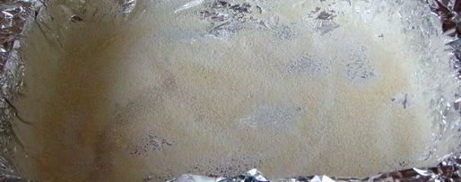 Шаг 3: шарлотки с яблоками и изюмом