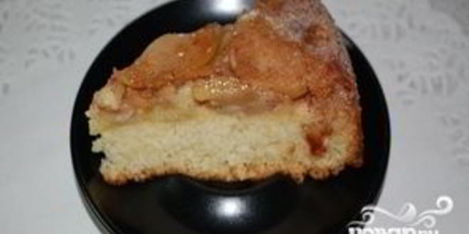 Рецепт шарлотки с яблоками и карамелью