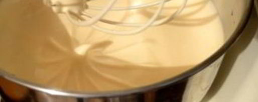 Шаг 5: шарлотки с яблоками и медовым бисквитом