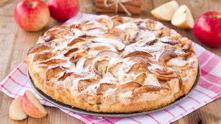 Рецепт Шарлотки с яблоками классическая в духовке