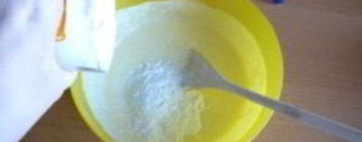 Шаг 2: шарлотки с яблоками на сметане