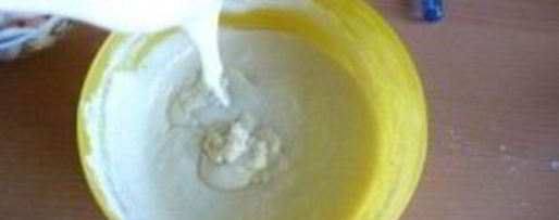 Шаг 3: шарлотки с яблоками на сметане