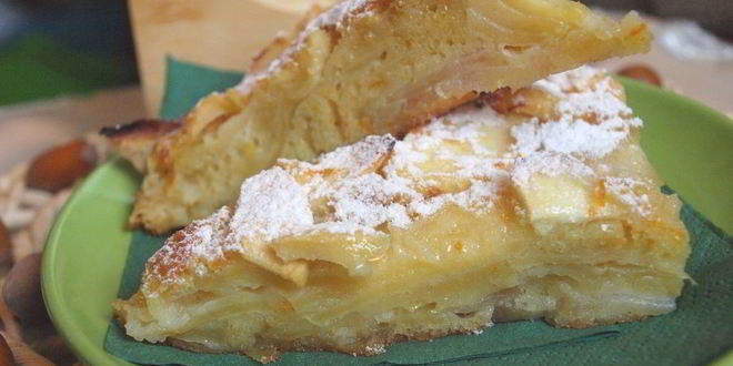 Рецепт шарлотки с яблоками с коньяком