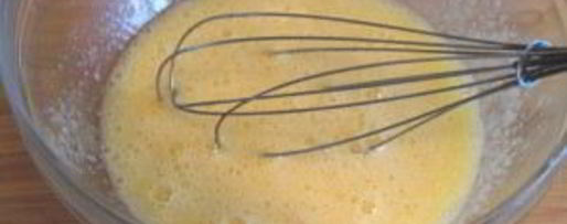 Шаг 3: шарлотки с яблоками с коньяком