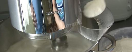 Шаг 4: шарлотки с яблоками в мультиварке яблочная